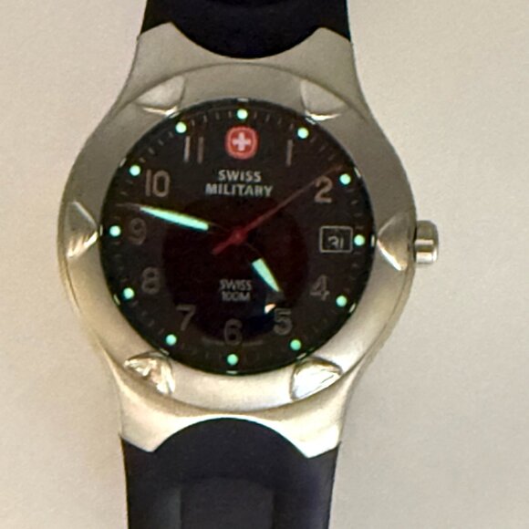 Vintage  2001 Swiss Military Men’s The Genuine100M Diver Swiss Made Silver Black - Picture 5 of 9